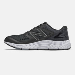 Black/White 840v4 / New Balance Men