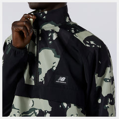 Black/Magnet NB Essentials Camo Anorak / New Balance Men