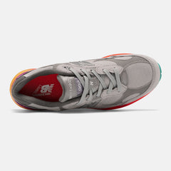 Grey/Silver Made US 992 / New Balance Men