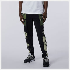 Black/Magnet NB Essential Camo Sweatpant / New Balance Men