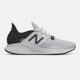 White/Black Fresh Foam Roav / New Balance Men