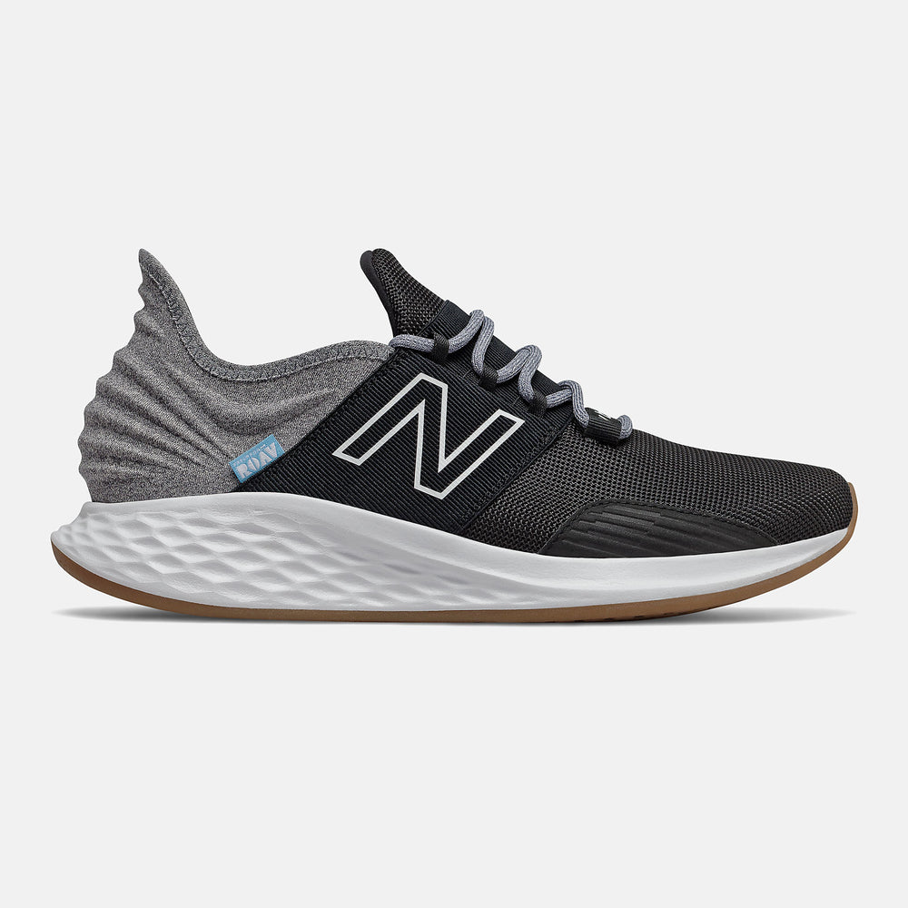 Black/Light Aluminum Fresh Foam Roav Tee Shirt / New Balance Men