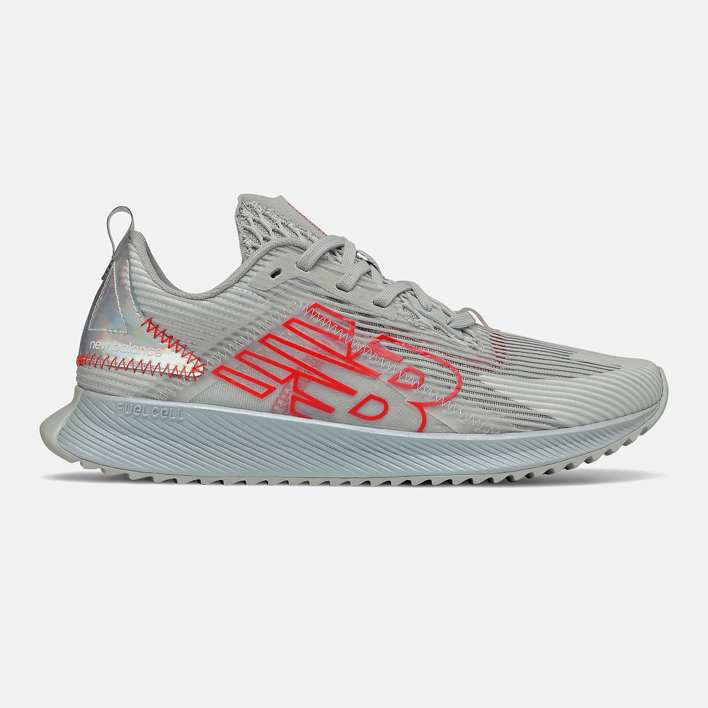 Light Aluminum/Neo Flame FuelCell Echolucent EnergyStreak / New Balance Women