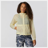 Clear Yellow Impact Run Light Pack Jacket / New Balance Women