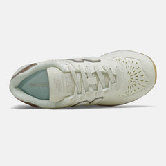 Sea Salt/Light Gold Metallic 574 / New Balance Women