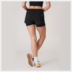 Black Bandier Woven tech Short / New Balance Women