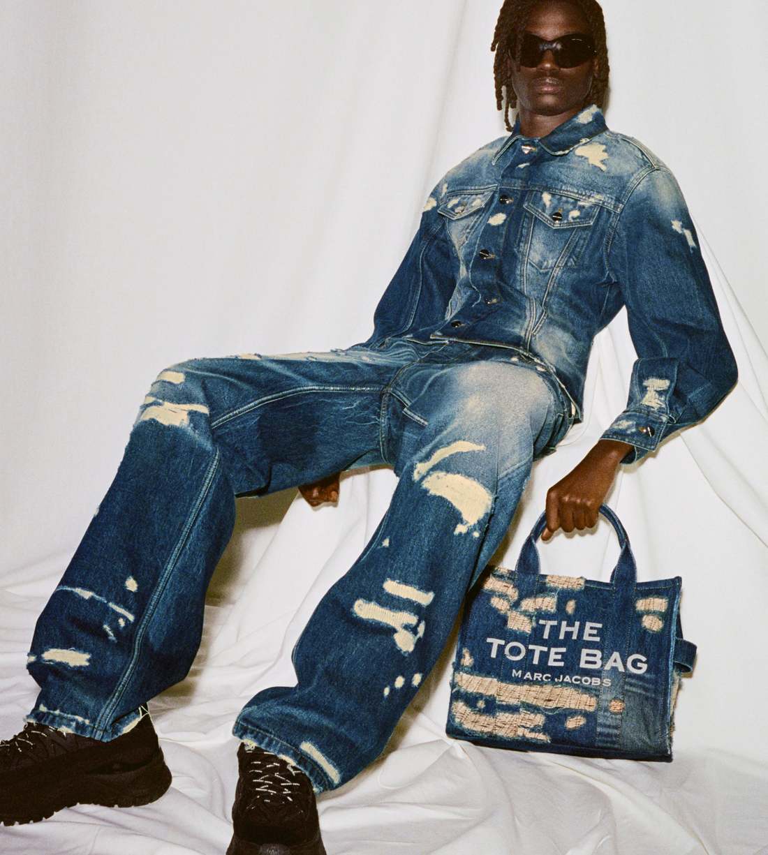 Marc Jacobs The Rip And Repair Straight Jean Punk Indigo READY TO WEAR