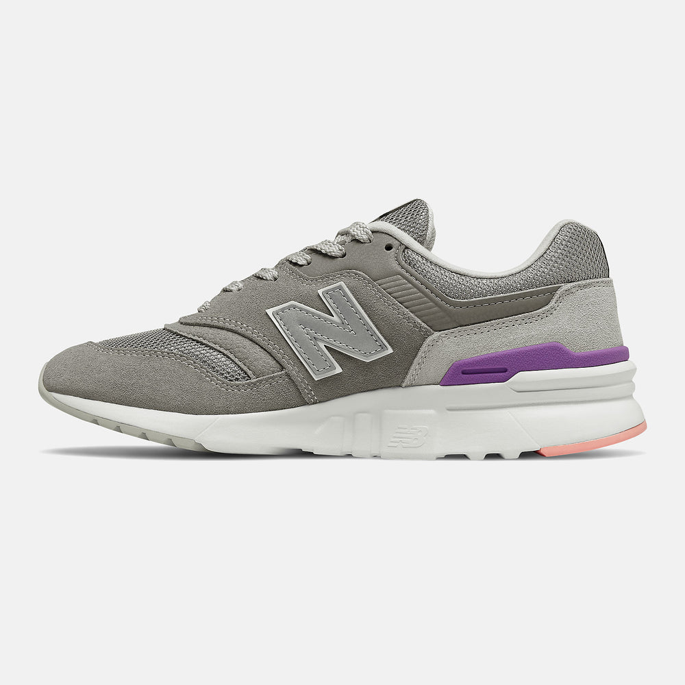 Marblehead/Cloud Pink 997H / New Balance Women