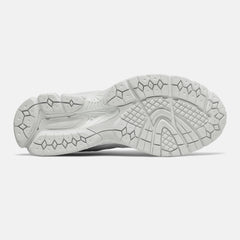 Munsell White 2002R / New Balance Men