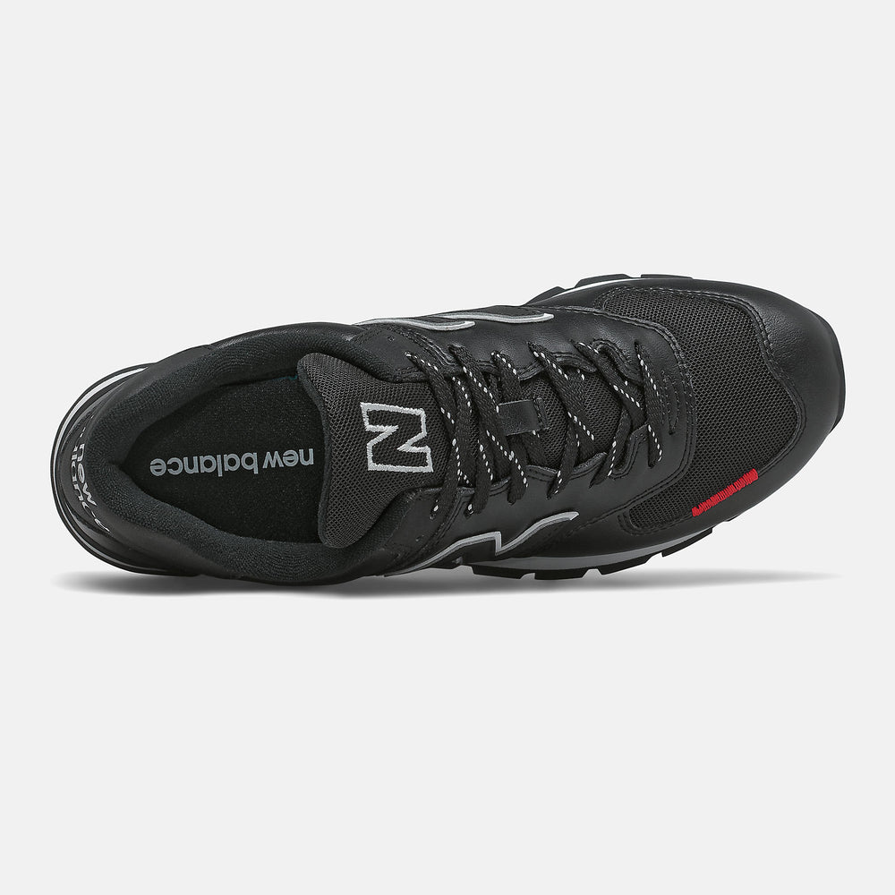 Black/Velocity Red 574 Rugged / New Balance Men