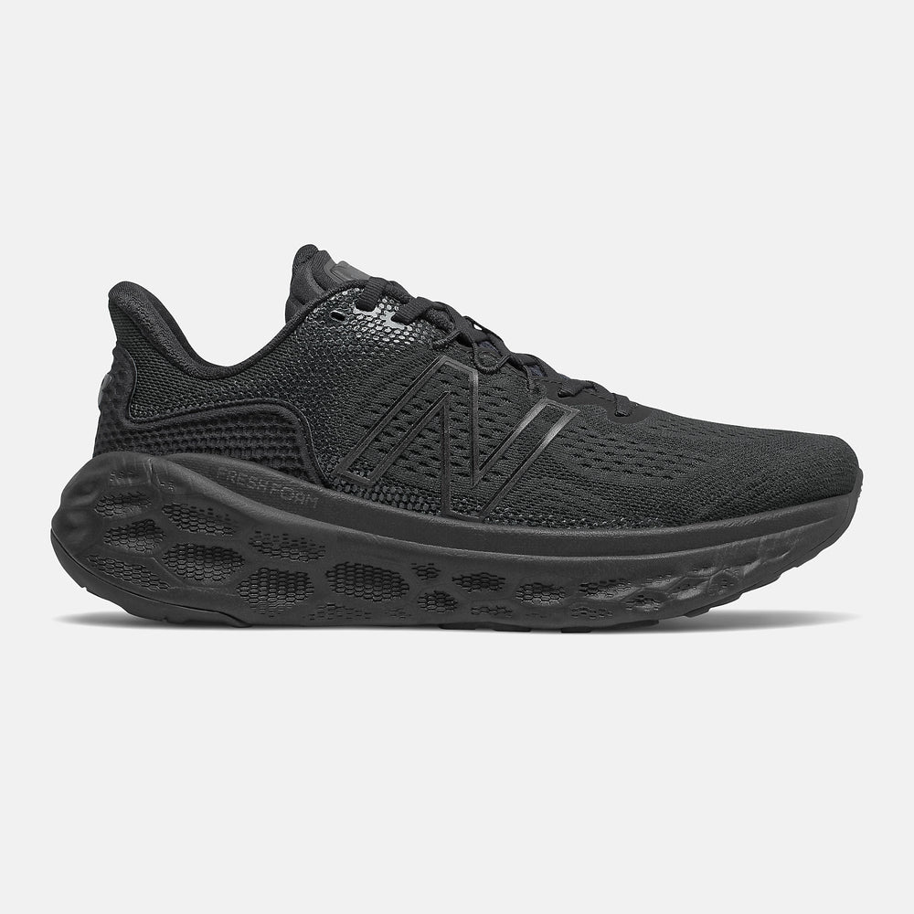 Black Fresh Foam More v3 / New Balance Men