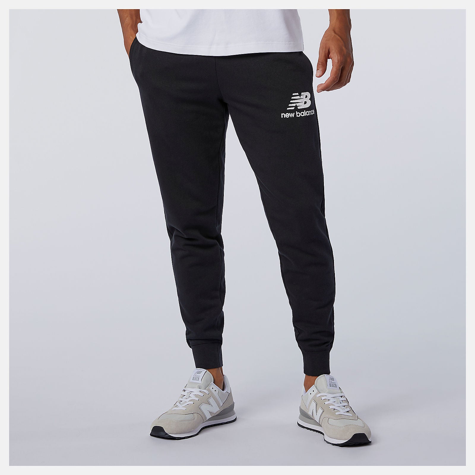Black Essentials Stacked Logo Sweatpant / New Balance Men