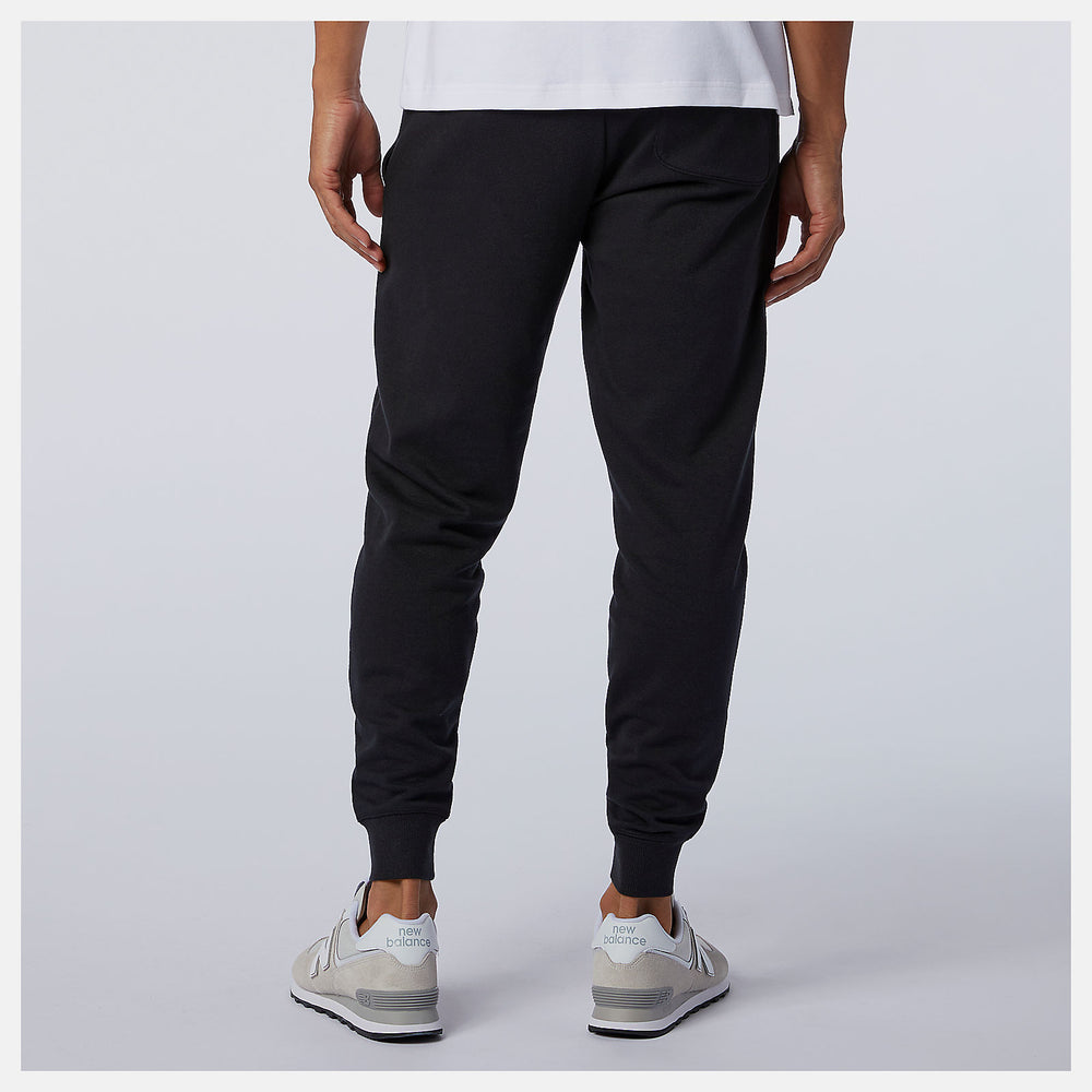 Black Essentials Stacked Logo Sweatpant / New Balance Men