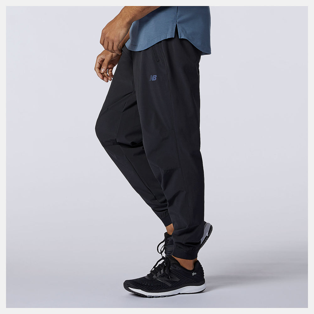Black Fortitech Woven Pant / New Balance Men
