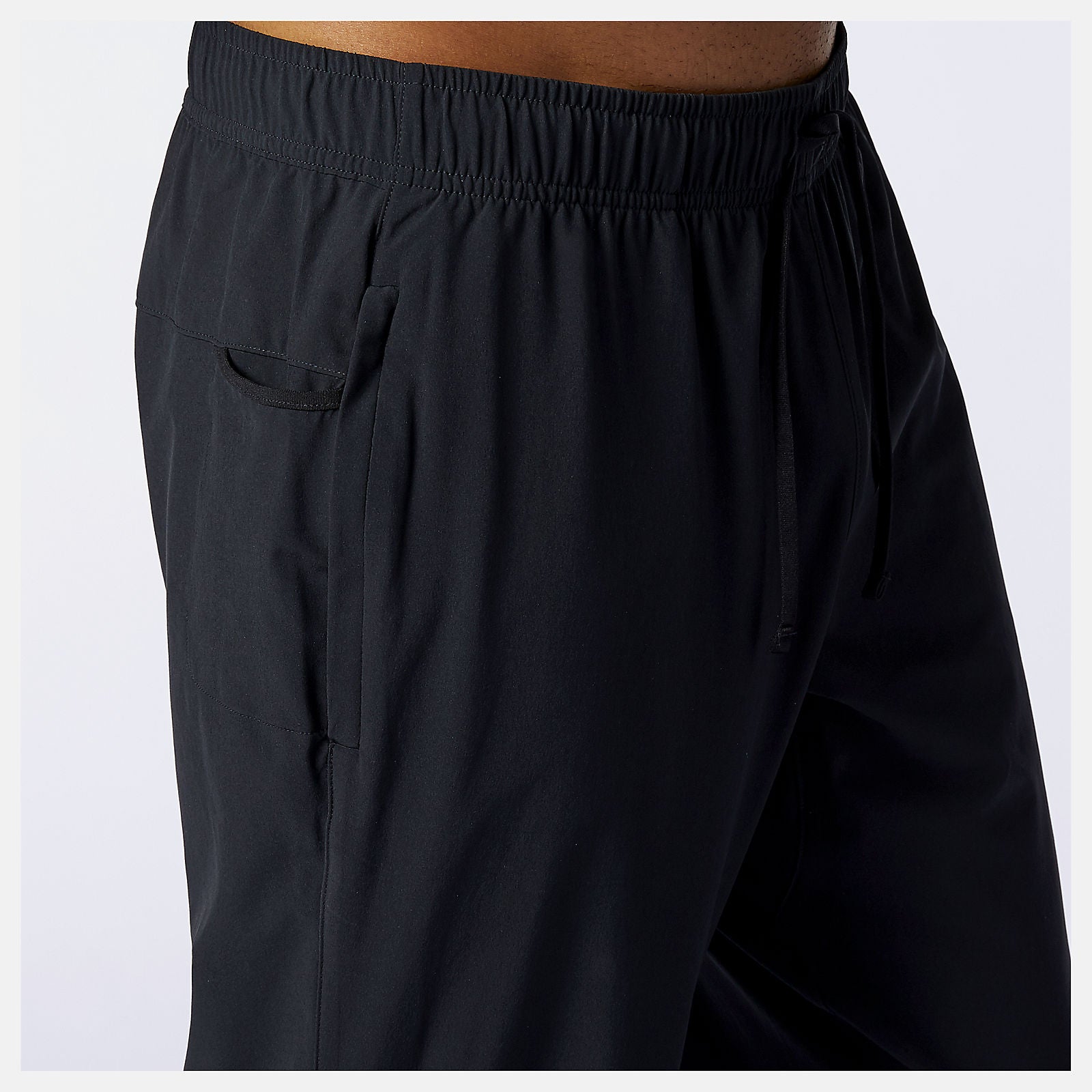 Black Impact Run Woven Pant / New Balance Men