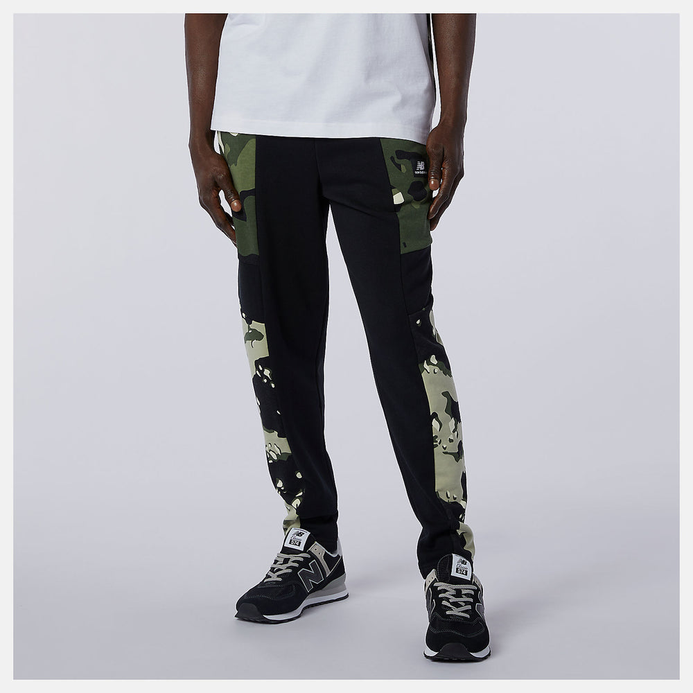 Black/Magnet NB Essential Camo Sweatpant / New Balance Men