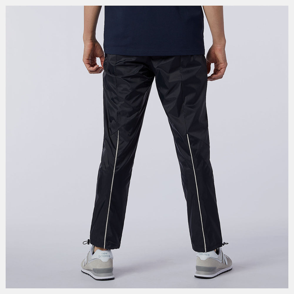 Black R.W.T. Lightweight Woven Pant / New Balance Men