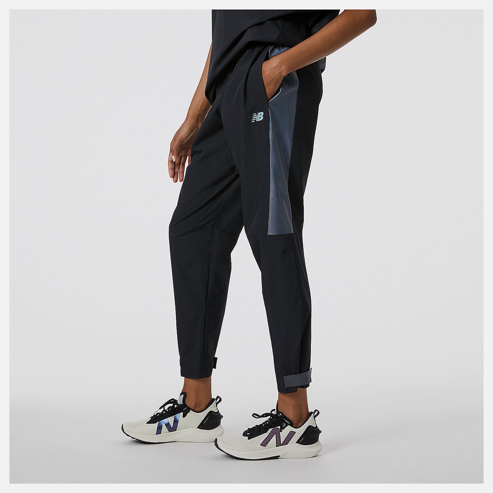 Black Syd Warm Up Pant / New Balance Women|Men
