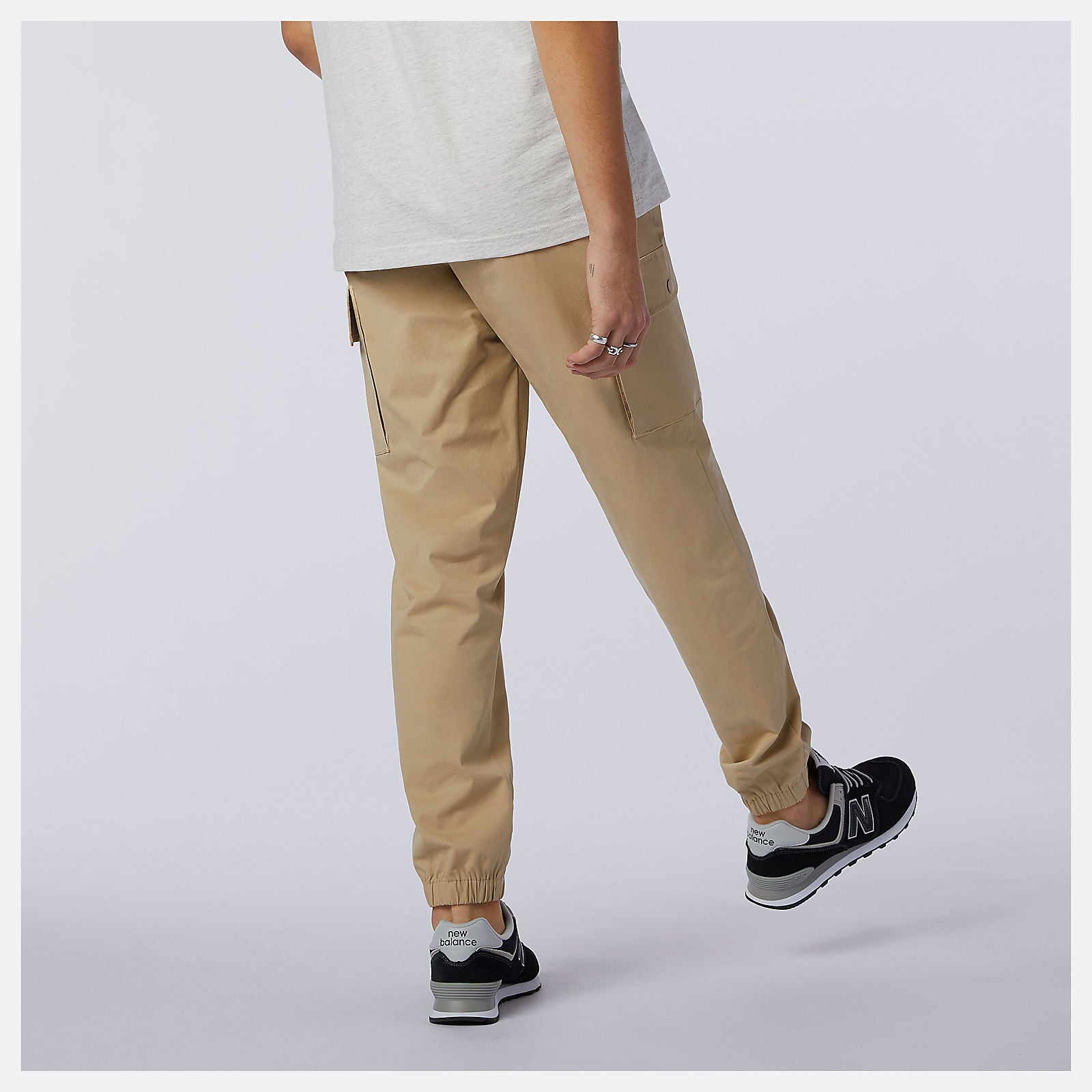 White NB Athletics Woven Cargo Pant / New Balance Men