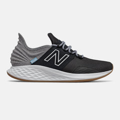 Black/Light Aluminum Fresh Foam Roav Tee Shirt / New Balance Men