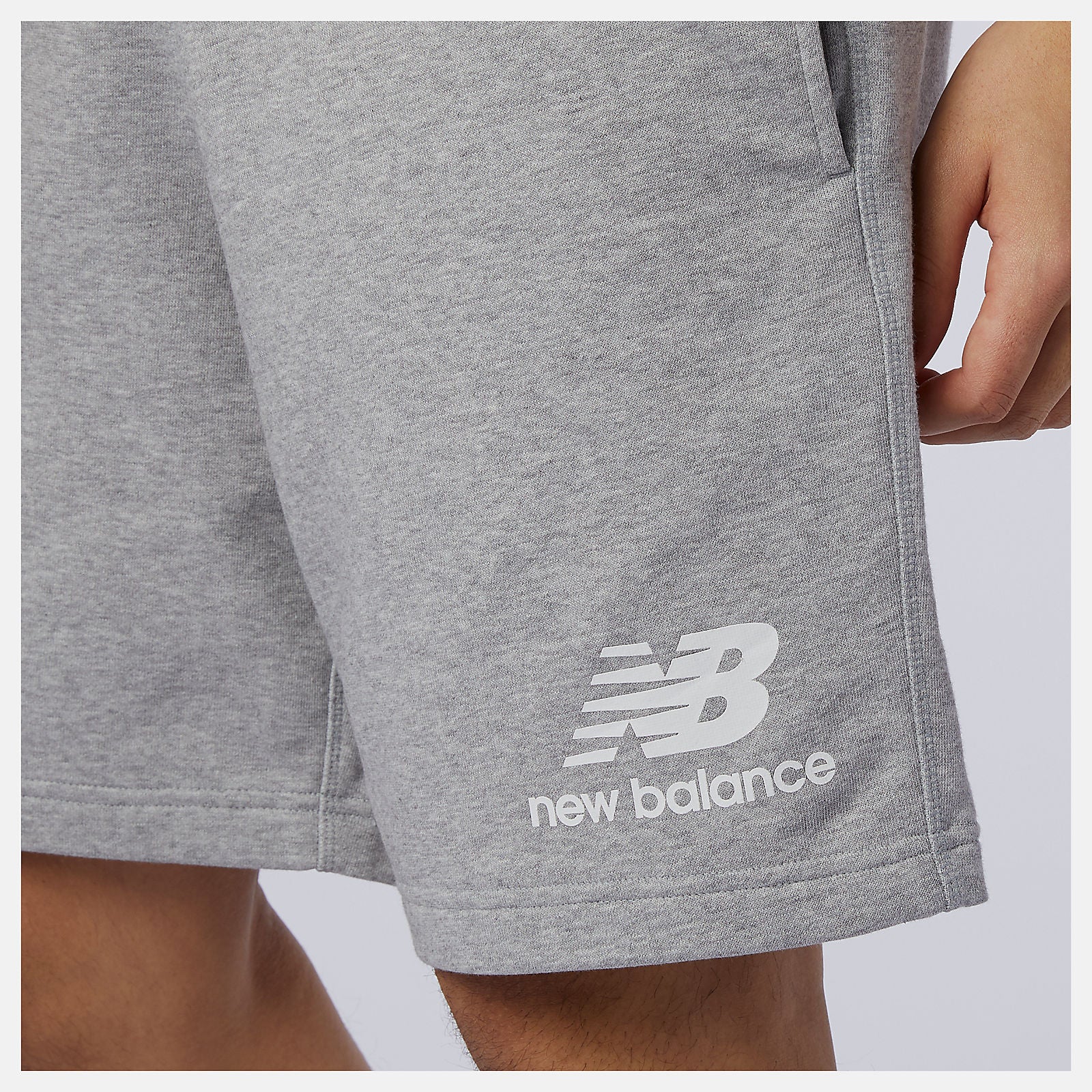 Athletic Grey NB Essentials Stacked Logo Short / New Balance Women|Men
