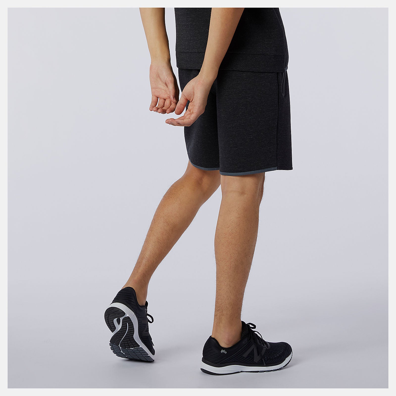Black Heather Fortitech Fleece Short / New Balance Men