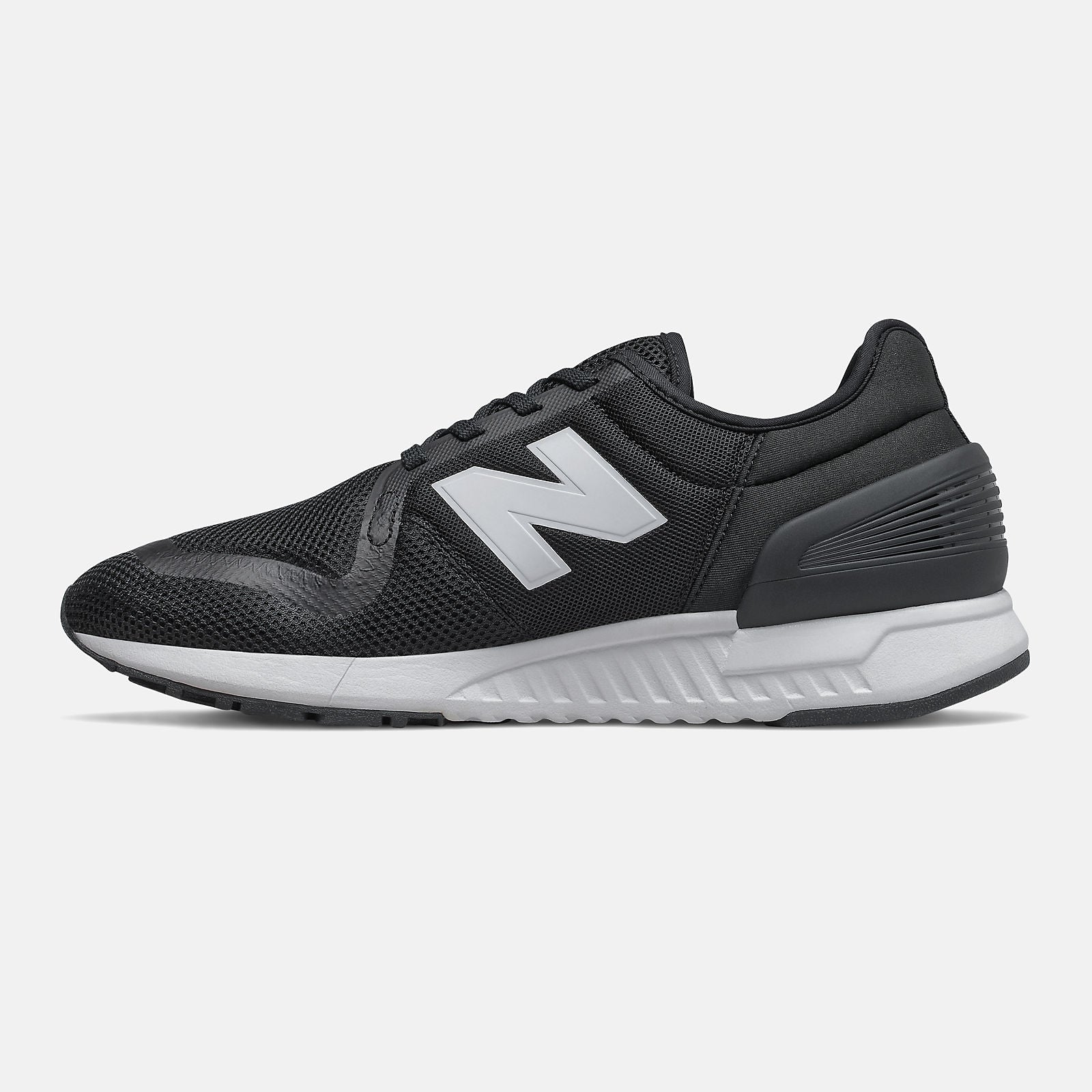 Black/Munsell White 247S / New Balance Men