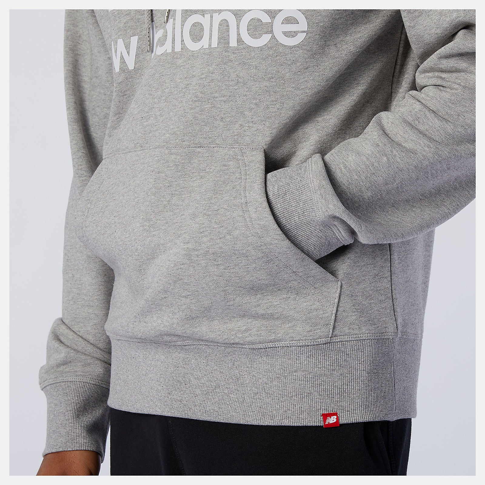 Athletic Grey NB Essentials Stacked Logo Po Hoodie / New Balance Men