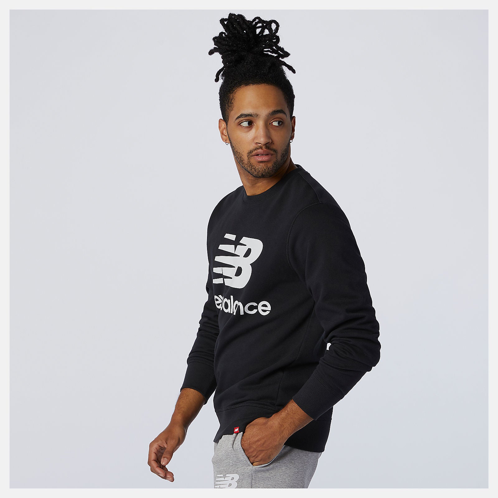 Black NB Essentials Stacked Logo Crew / New Balance Men