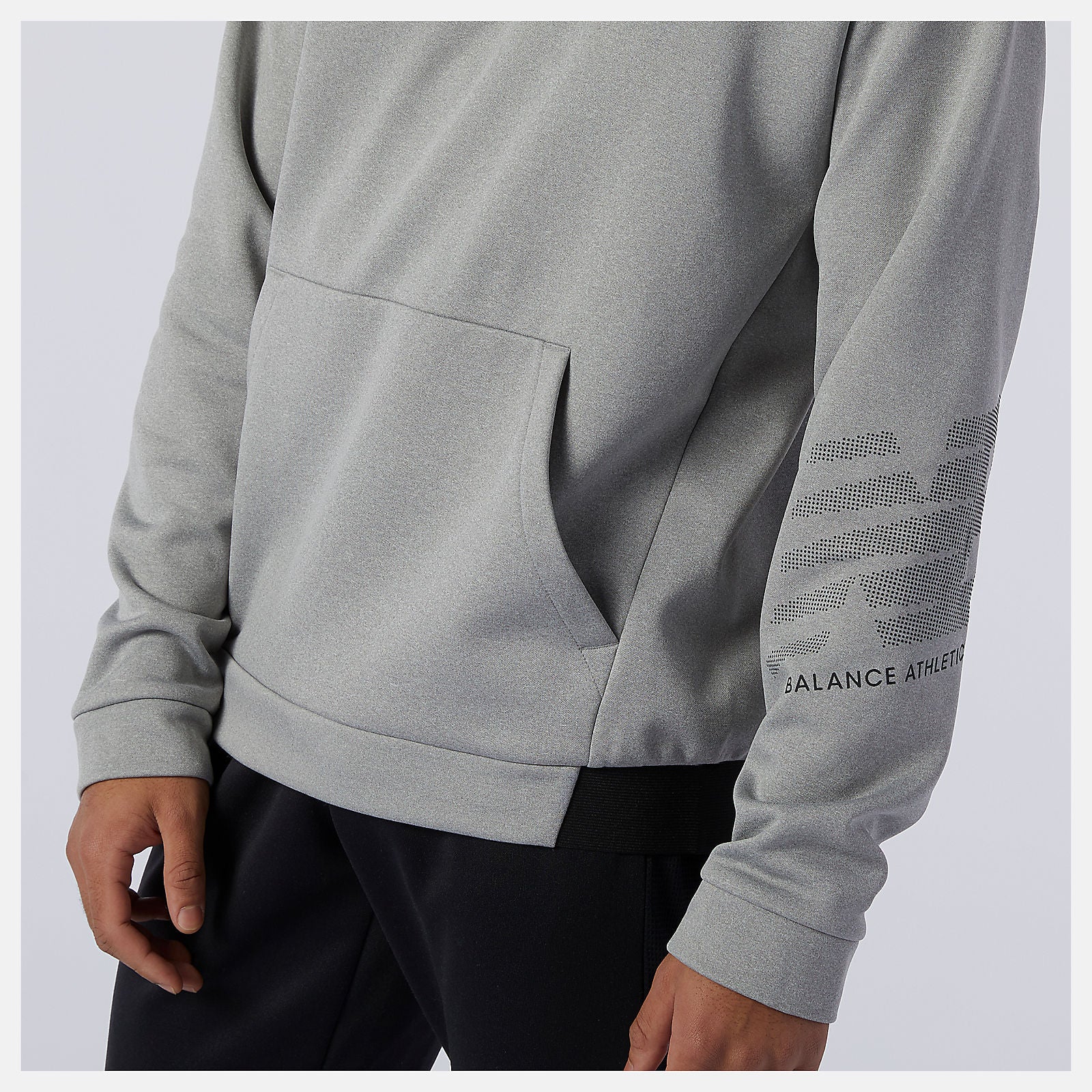 Athletic Grey Tenacity Fleece Pullover / New Balance Men
