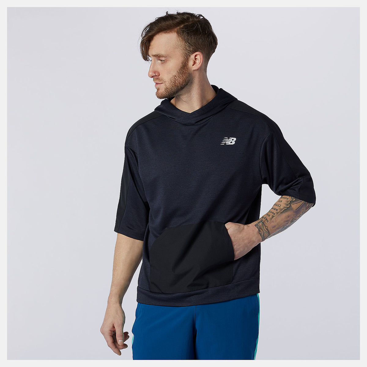 Eclipse Heather Tenacity Lightweight Knit Short Sleeve Hoodie / New Balance Men