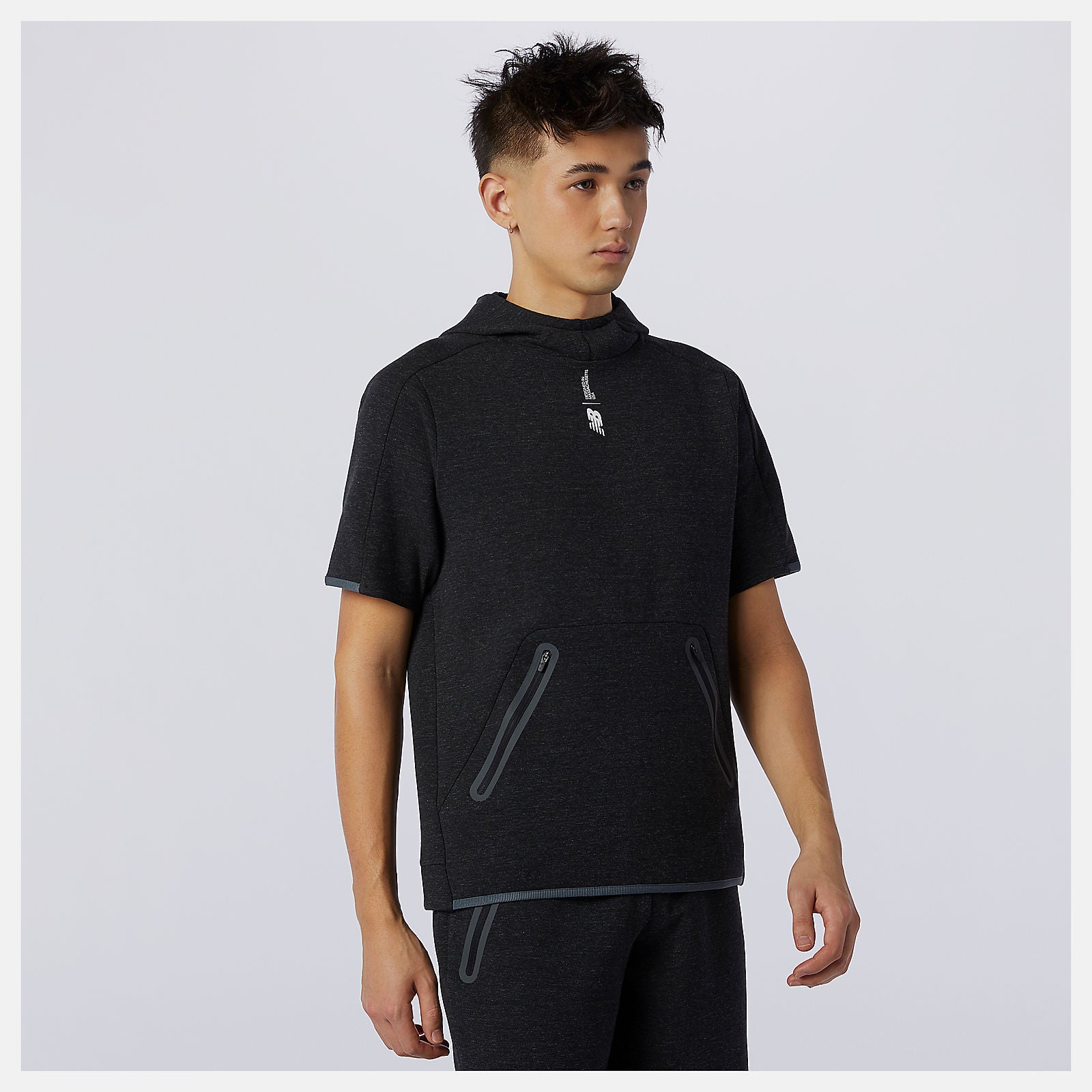 Black Heather Fortitech Fleece Short Sleeve Hoodie / New Balance Men