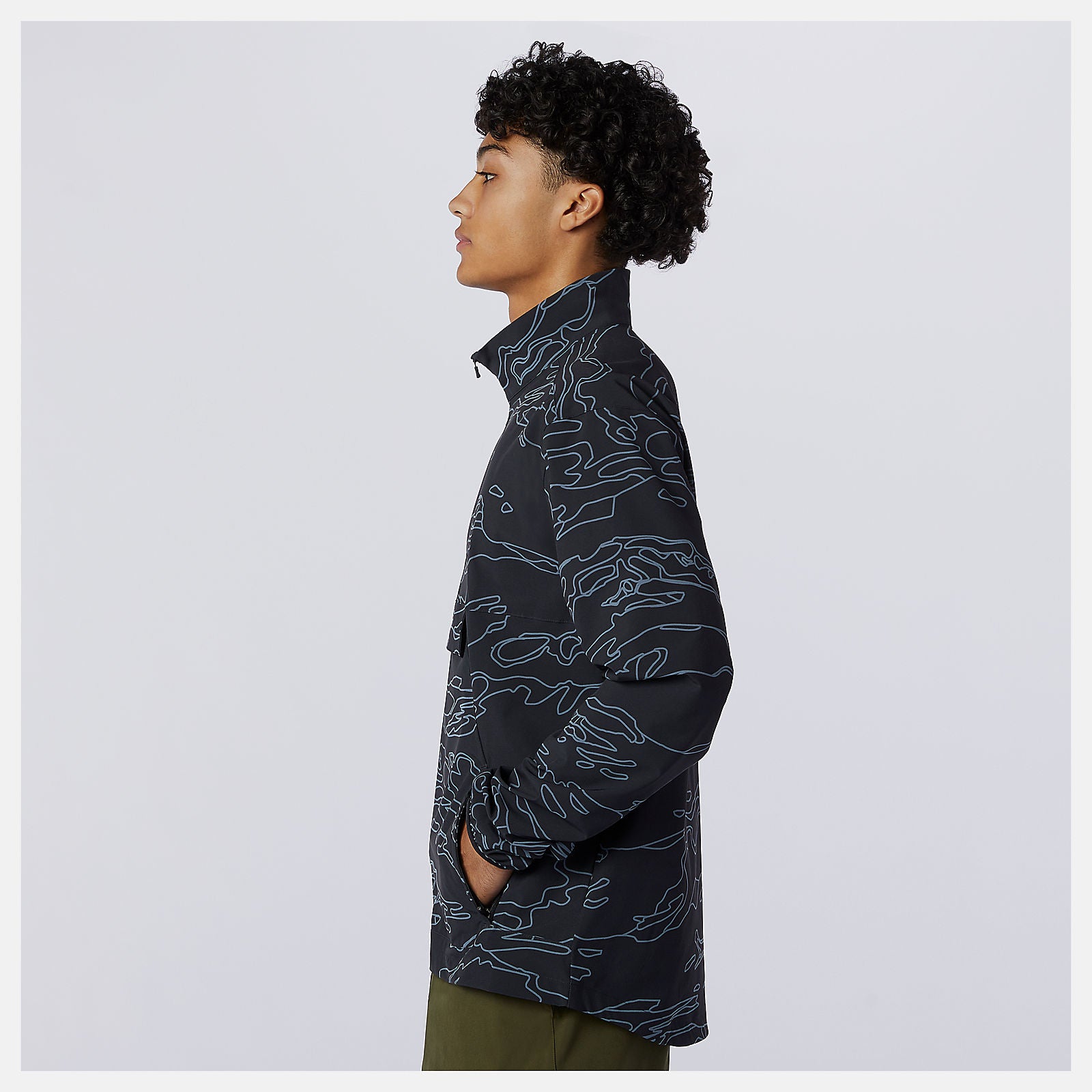 Black Print Fortitech Printed Woven Pullover / New Balance Men
