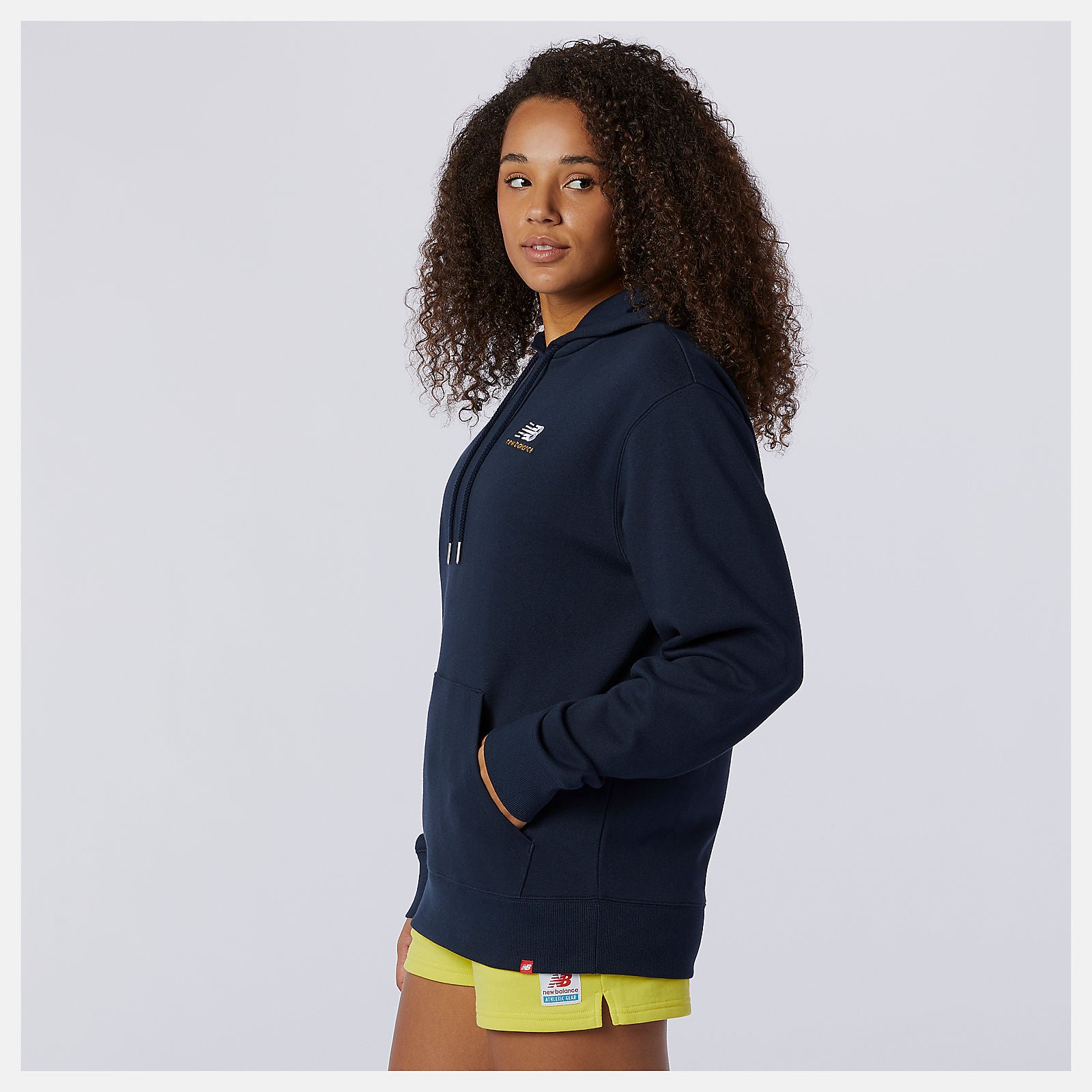 Eclipse NB Essentials Embroidered Hoodie / New Balance Women|Men