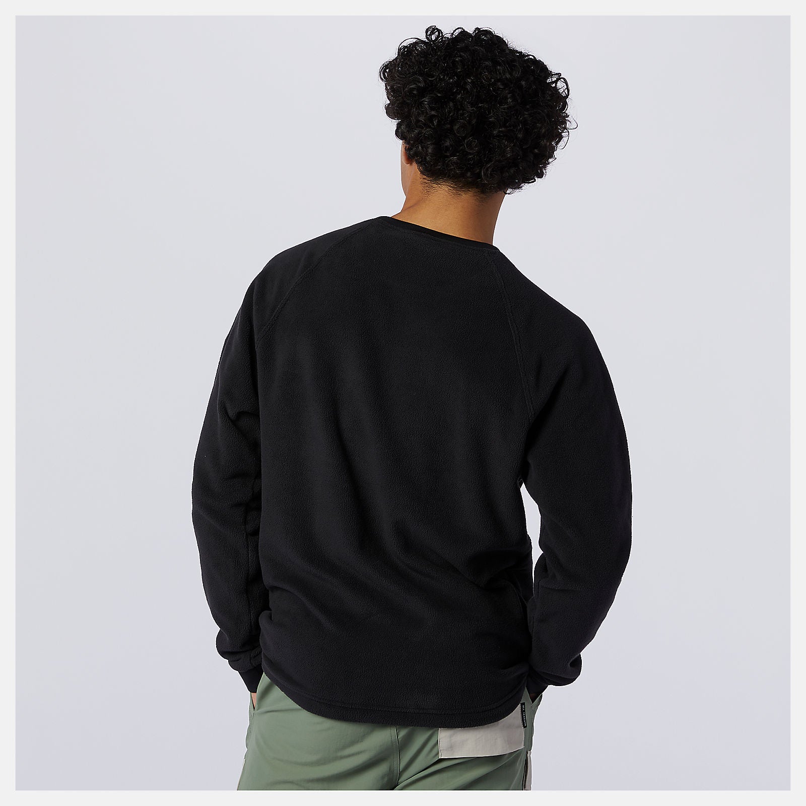 Black NB All Terrain Pocket Crew / New Balance Men