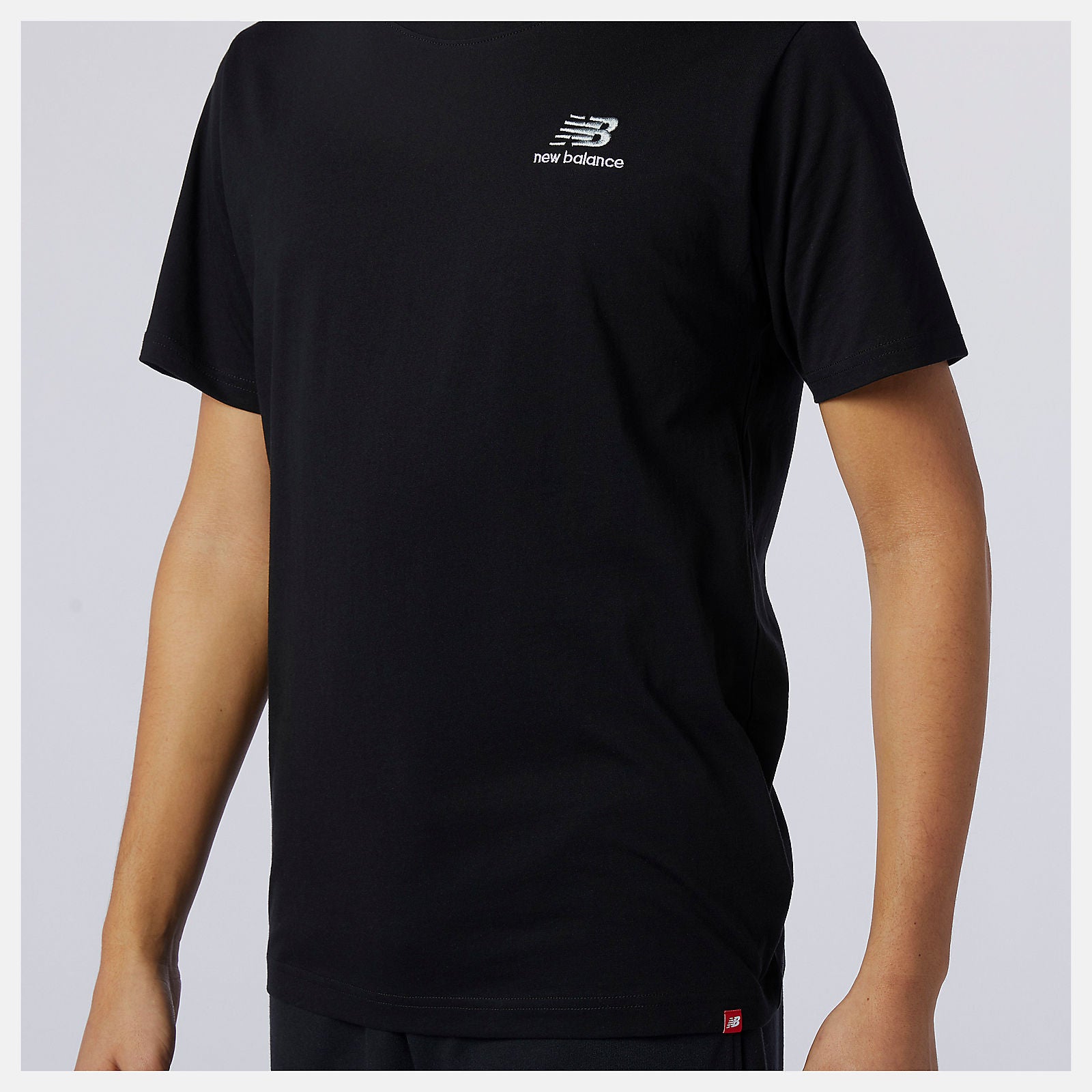 Black NB Essentials Embroidered Tee / New Balance Women|Men