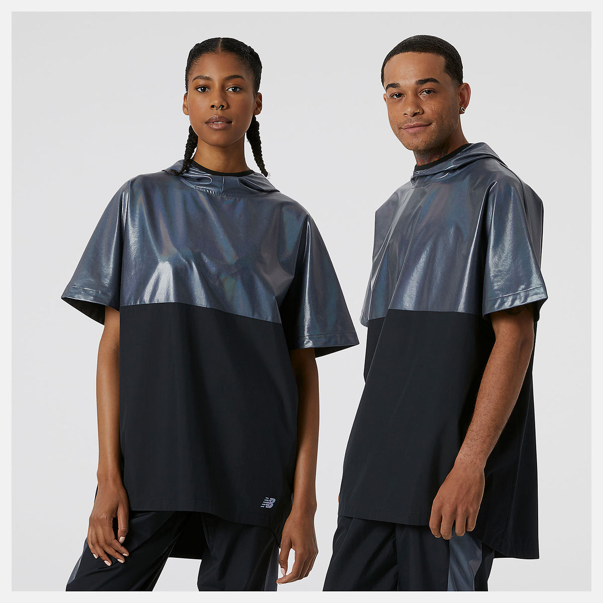 Black Syd Warm Up Poncho / New Balance Women|Men