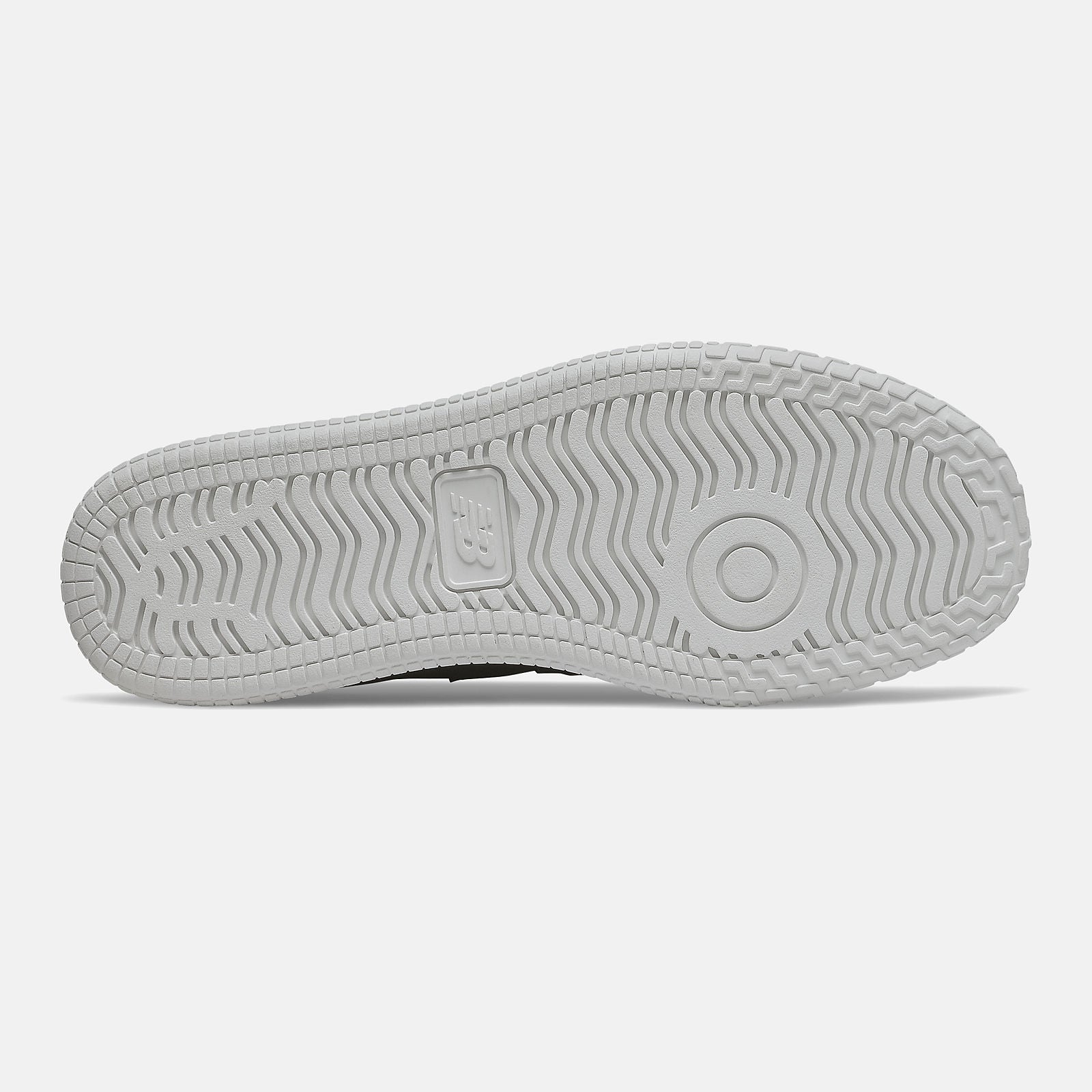 Black/White Pro Court Cup / New Balance Women
