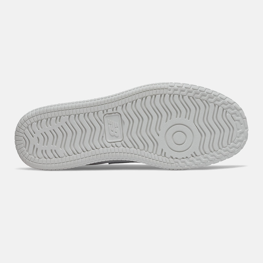 White Pro Court Cup / New Balance Women