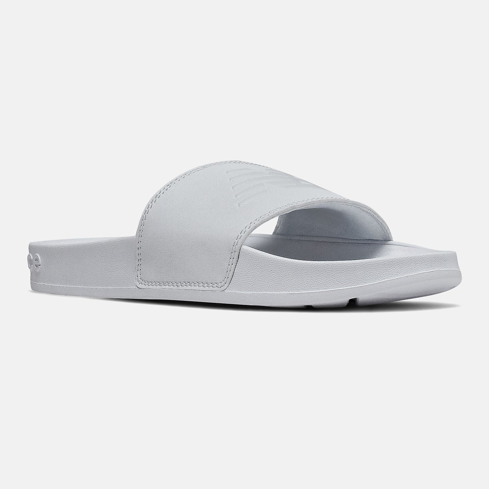 White 200 / New Balance Women