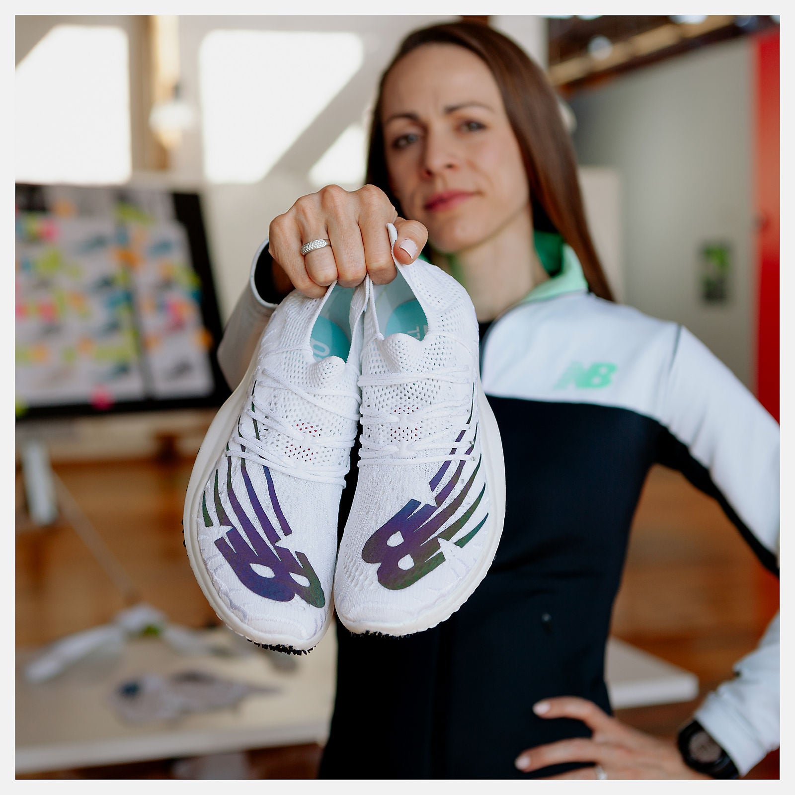White/Black and Iridescent Women's FuelCell 5280 / New Balance Women