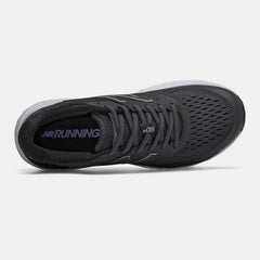 Black/White 840v4 / New Balance Women