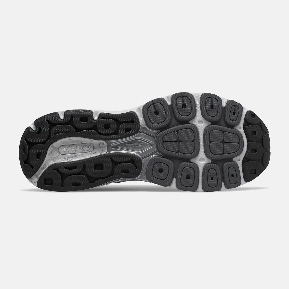 Black/Magnet 940v4 / New Balance Women