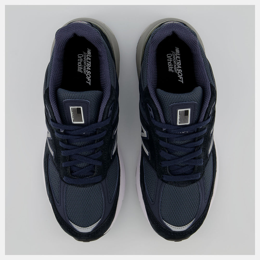 Navy/Silver Made in US 990v5 / New Balance Women
