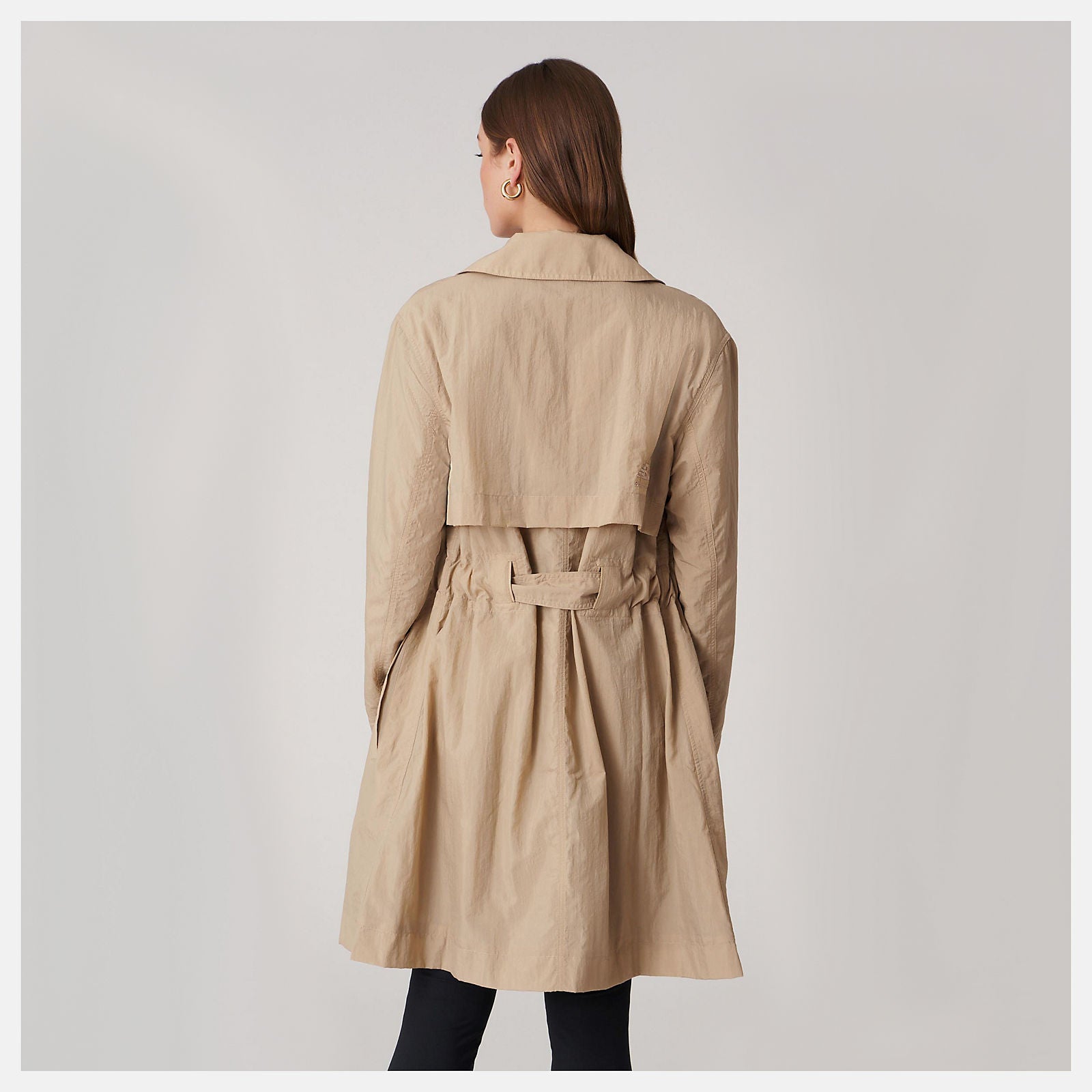 Incense Bandier Tech Trench / New Balance Women