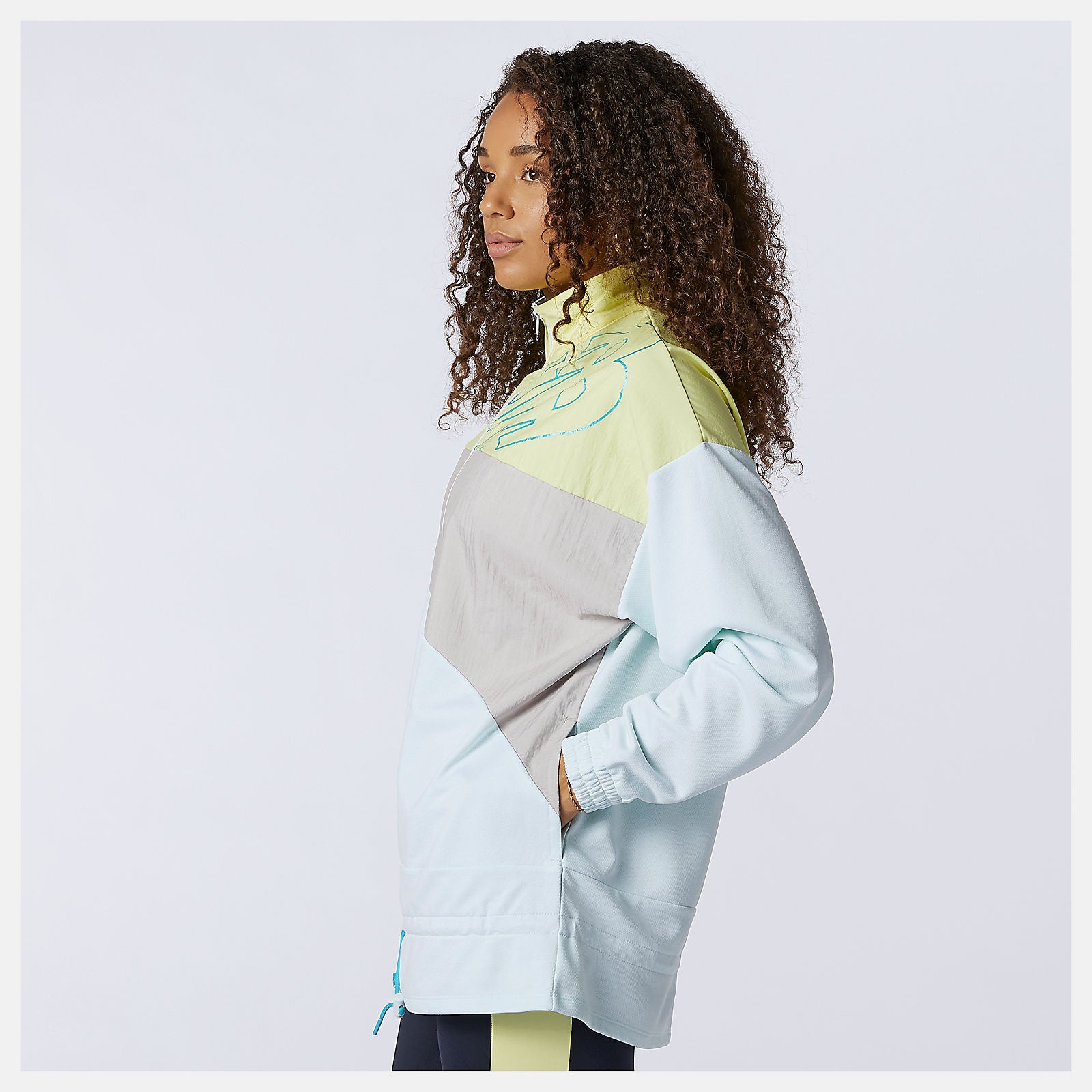 White/Jade Achiever Mix Media Jacket / New Balance Women