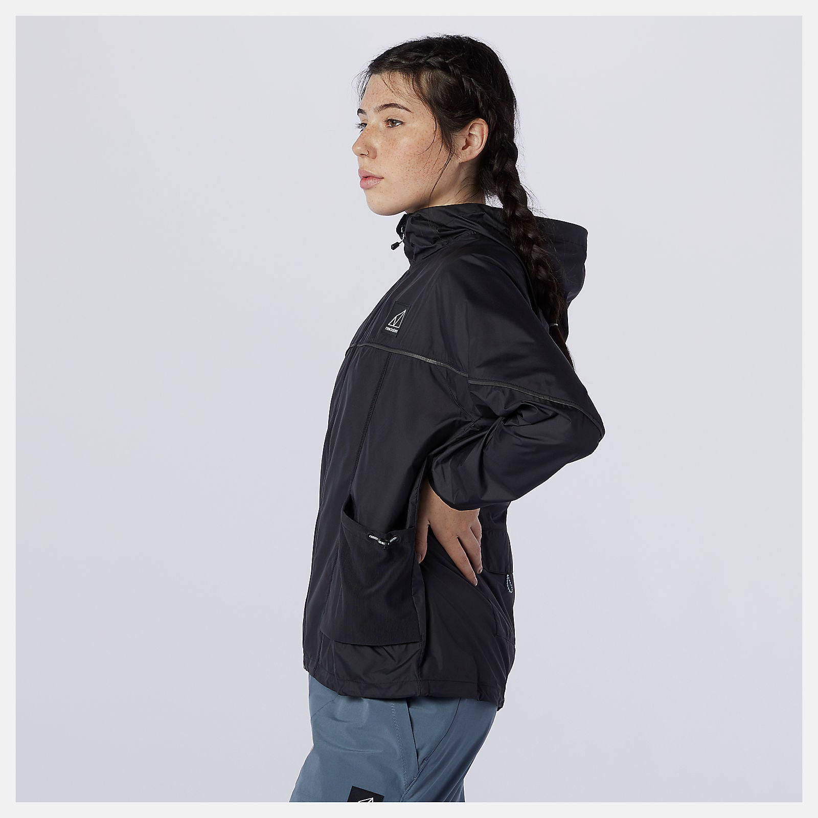 Black NB All Terrain Jacket / New Balance Women