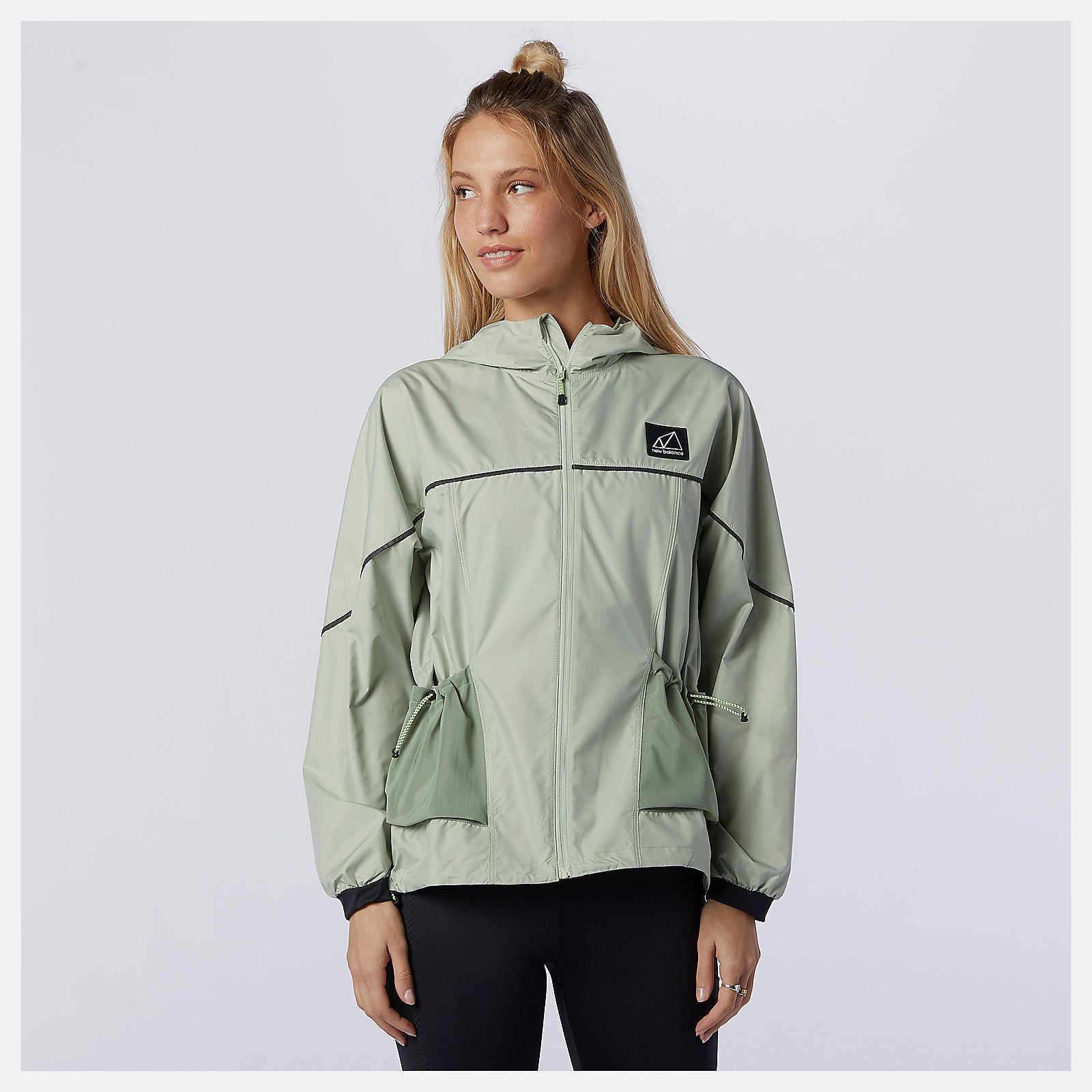 Silver NB All Terrain Jacket / New Balance Women