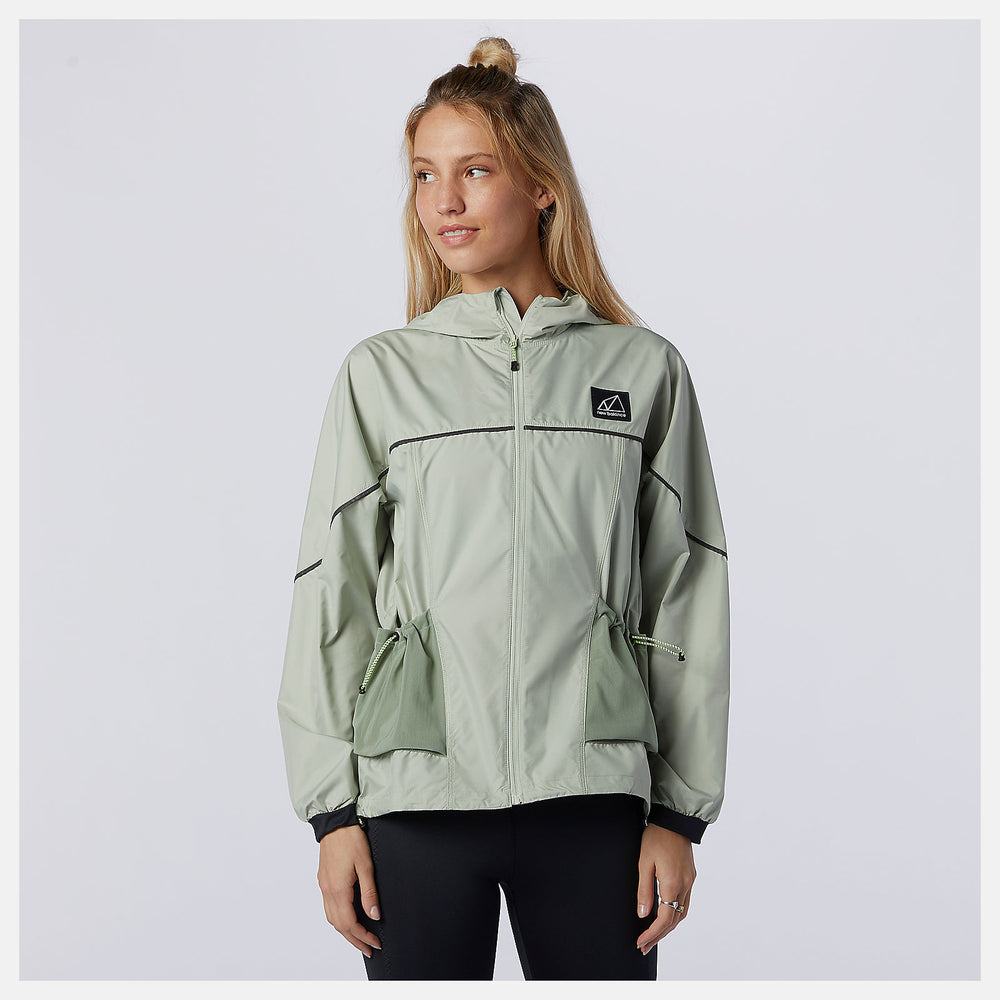 Silver NB All Terrain Jacket / New Balance Women