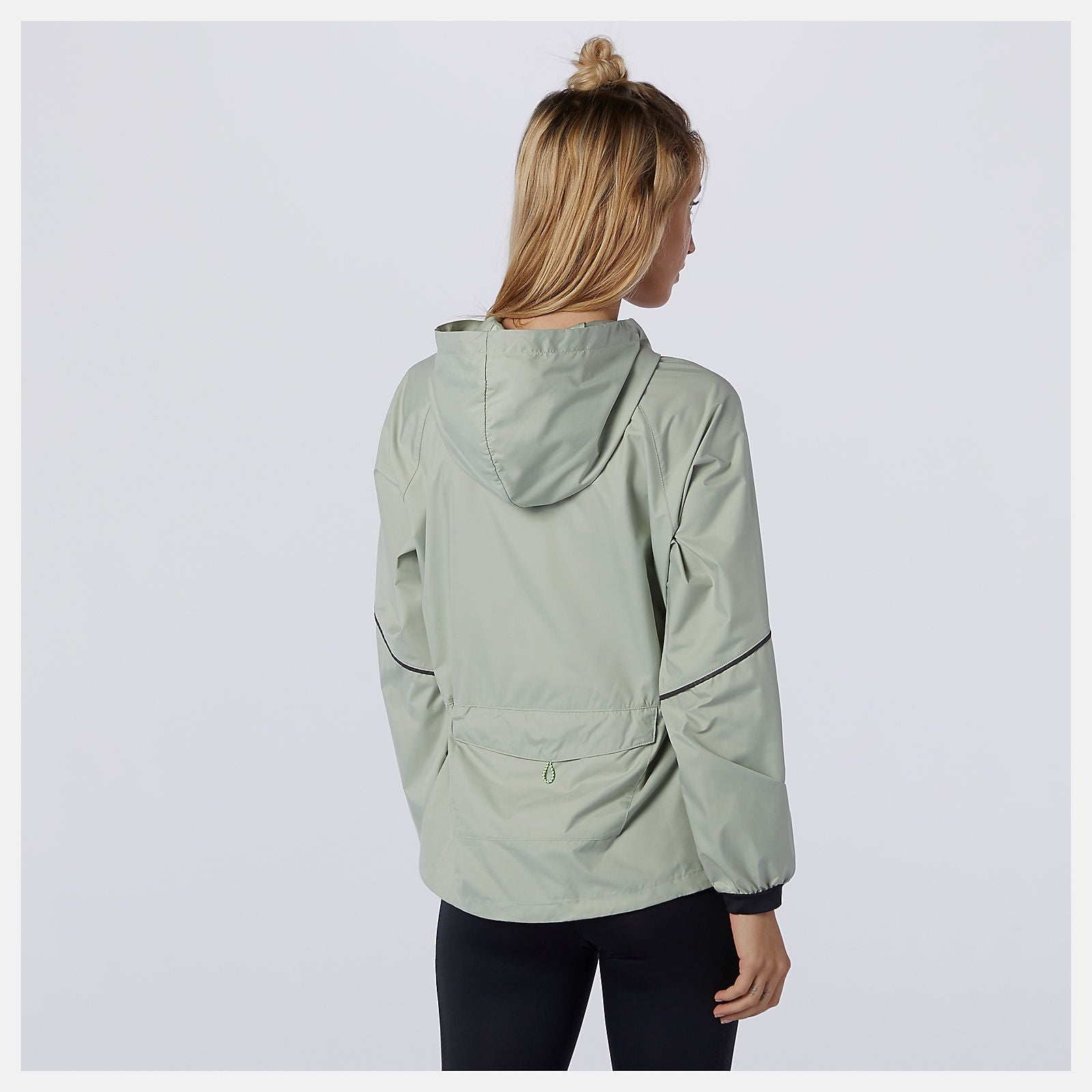 Silver NB All Terrain Jacket / New Balance Women